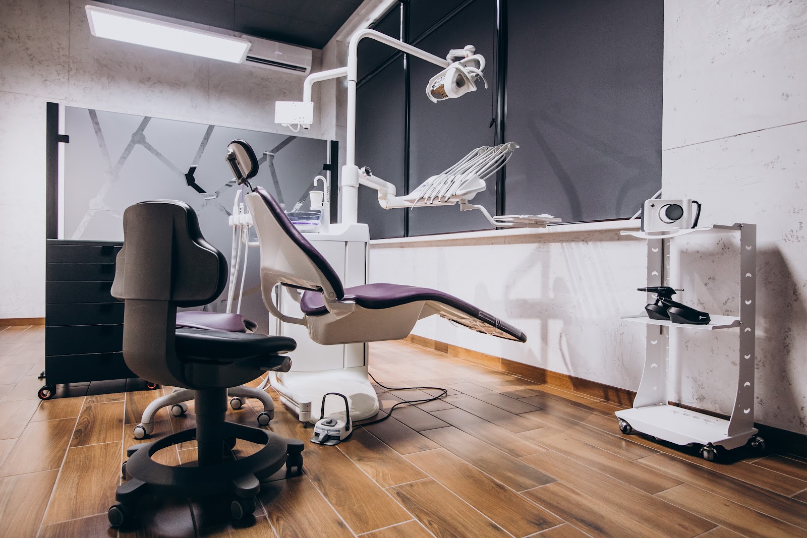 Royal Lane Dental Center waiting area
